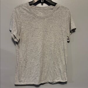 Time and Tru Light Gray Short Sleeve Tee